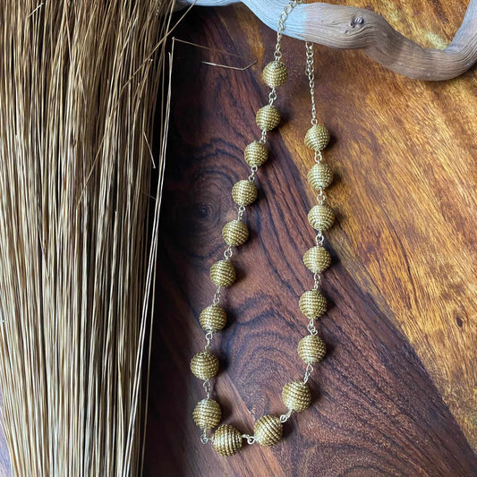 Collier Capim Dourado perles 1,5 cm Collier Artisan local travaillant le Capim Dourado dans l'état du Tocantins au centre-est du Brésil 