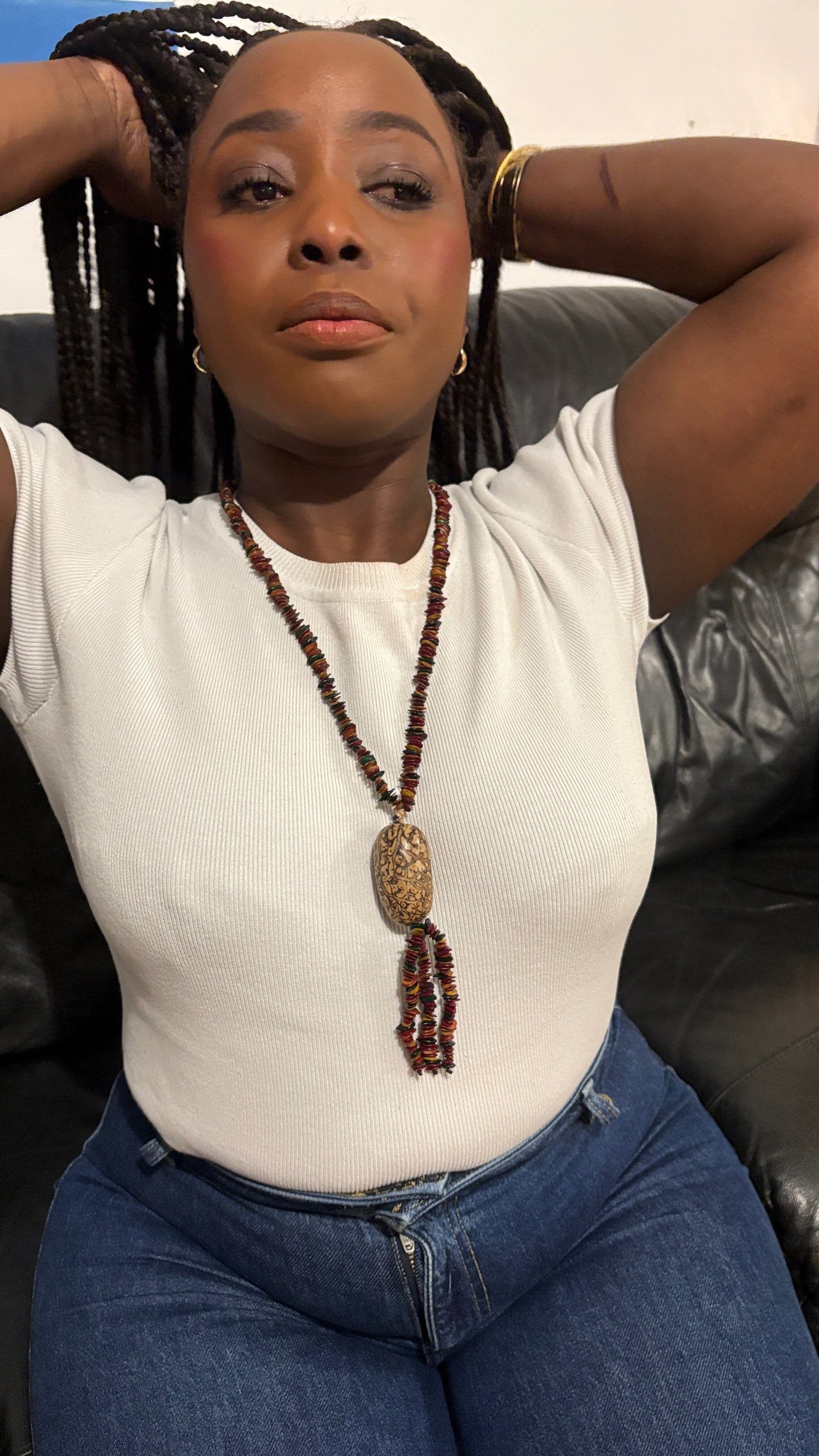 Collier sautoir multicolore jueirana et jupati - Ethnie Pataxo Collier Ethnie Pataxo, localisée dans l'état de Bahia à l'Est du Brésil. 