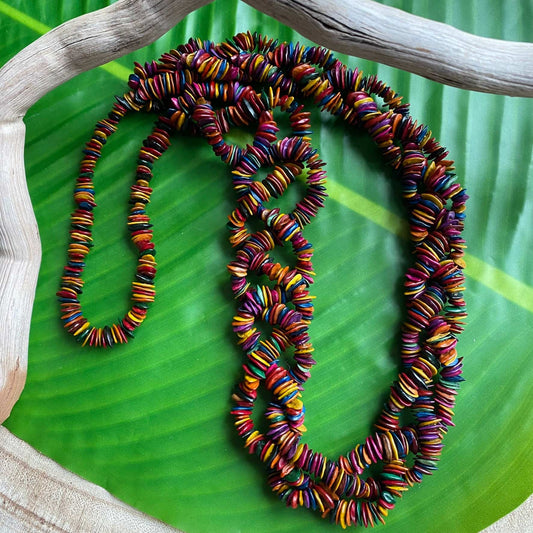 Collier sautoir torsadé multicolore jueirana - Ethnie Pataxo Collier Ethnie Pataxo, localisée dans l'état de Bahia à l'Est du Brésil. 