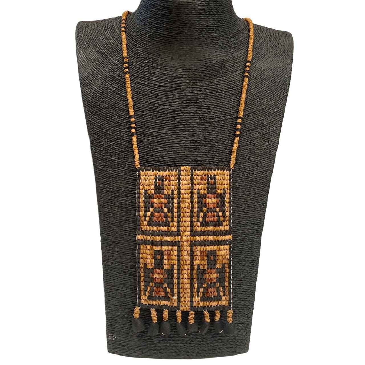 Collier traditionnel - graines naturelles de morototo
