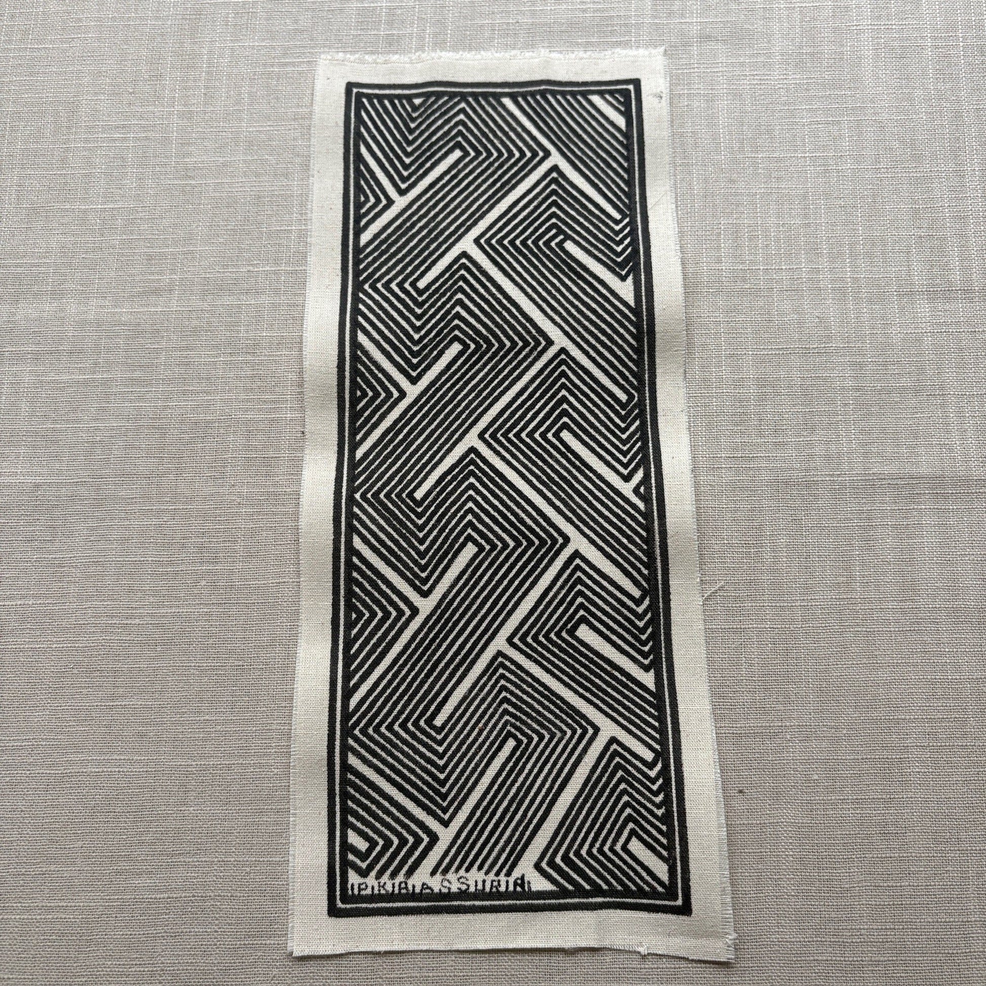 Dessin ethnique sur tissu