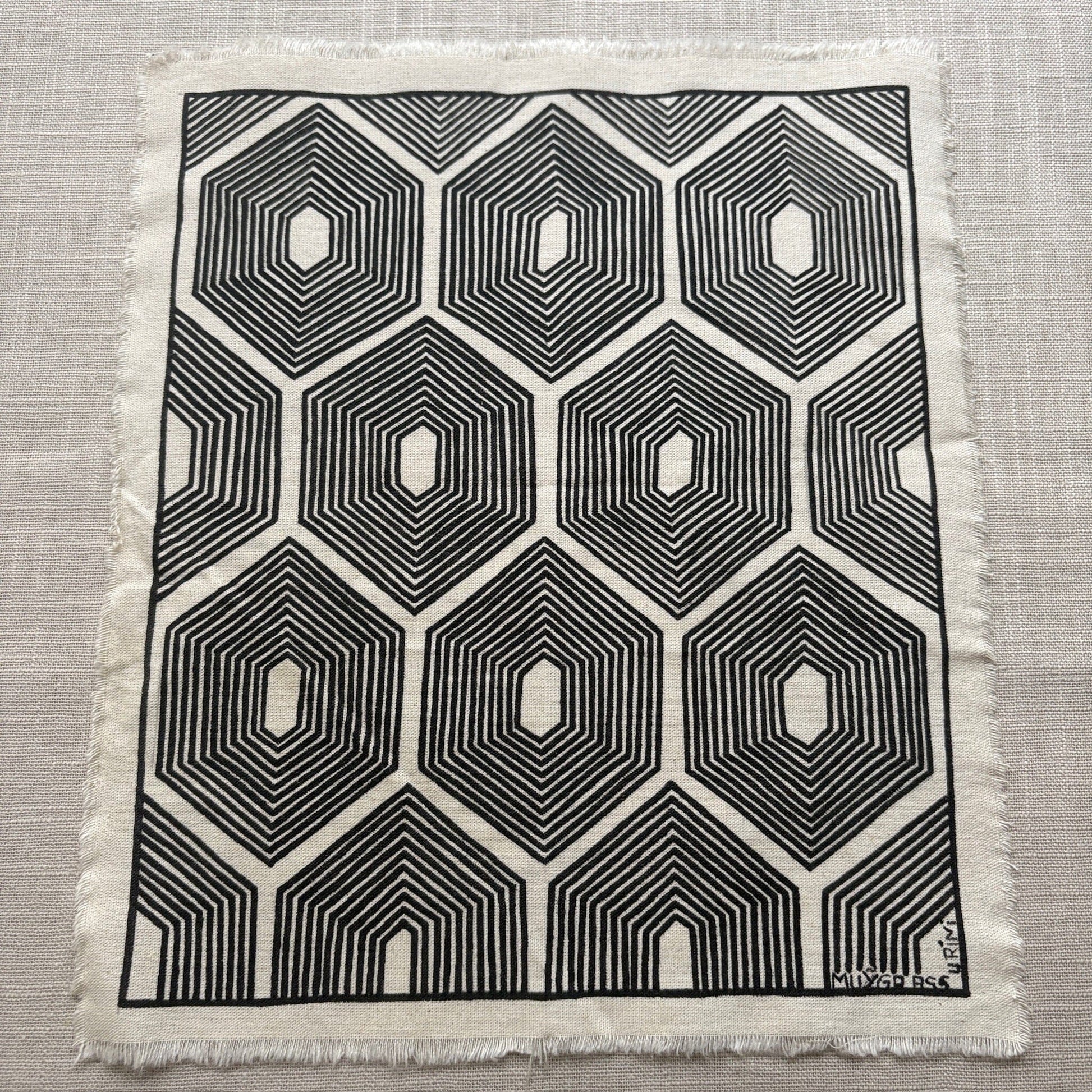 Dessin ethnique sur tissu